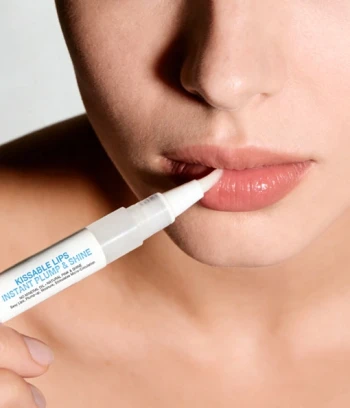 粉嫩誘人豐唇液