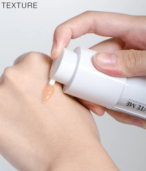 Spotless Brightening White Rose Serum Texture